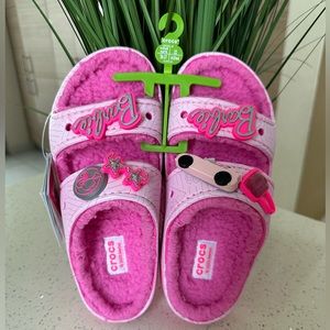 💖 Barbie Crocs 💖 Size 6 women